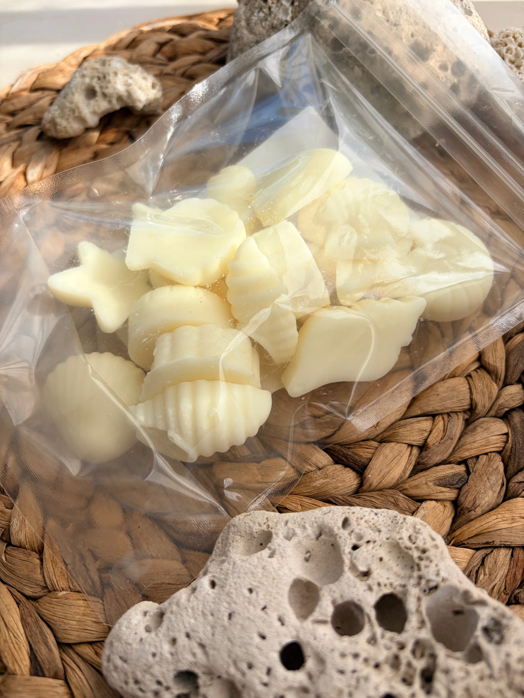 Come Home | Wax Melts | Hot Cider, Cinnamon, Cloves, Nutmeg